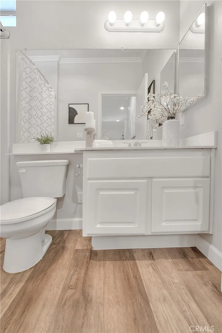 300 N El Molino Avenue 118, Pasadena, California 91101 home-pic-32